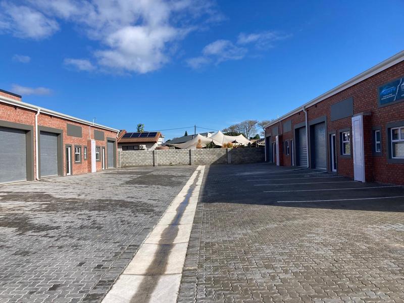 To Let Commercial Property for Rent in Fairview Eastern Cape